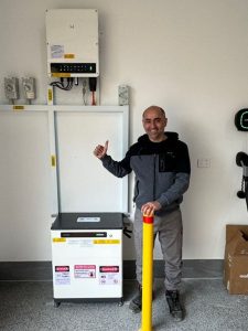 Tech Solar Battery - Solar Batteries Gallery